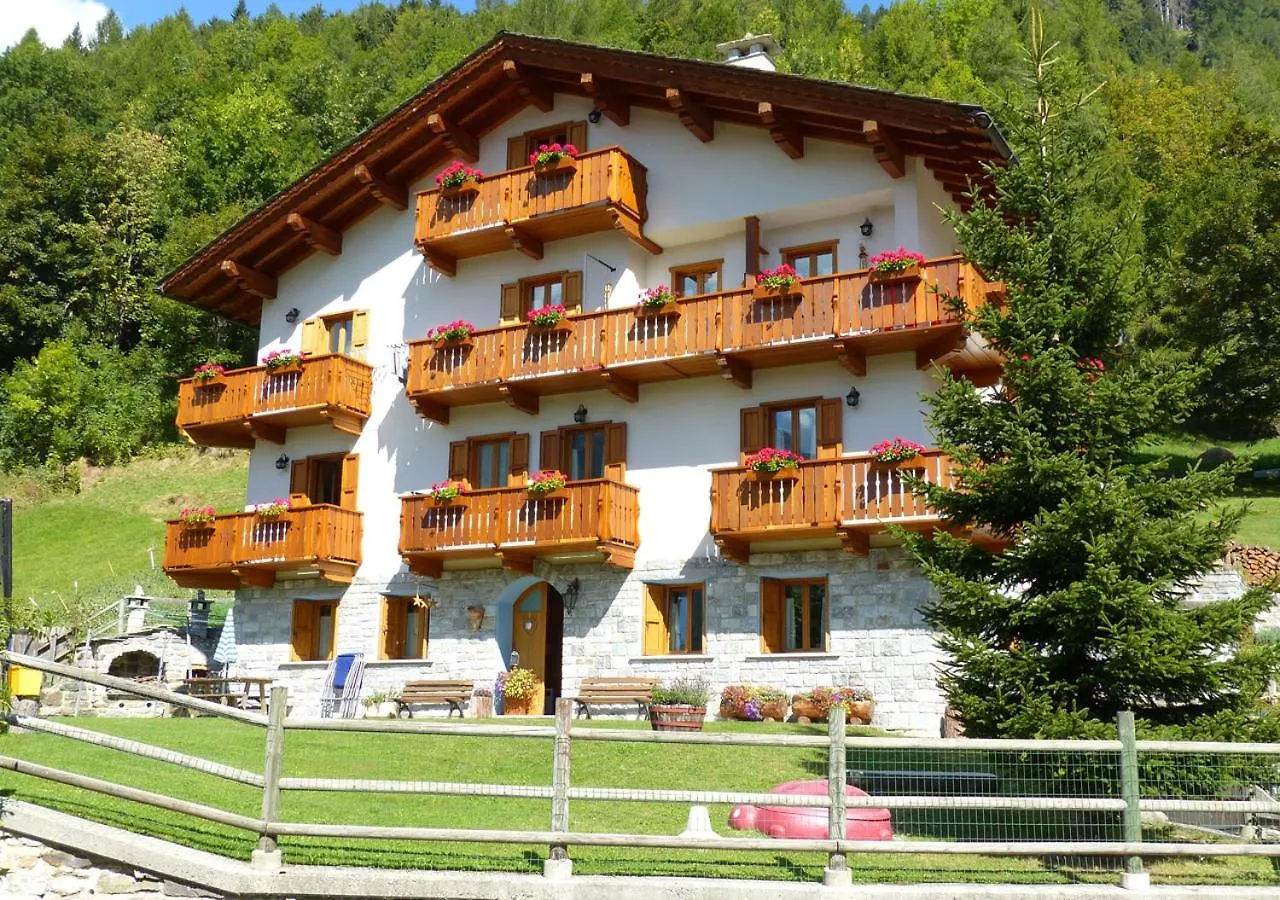Residence Fior di Roccia Campodolcino